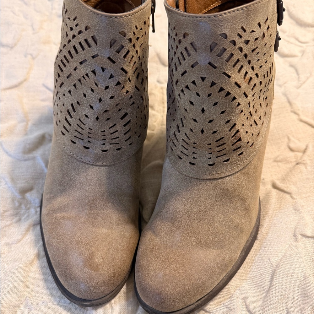 Chic Beige Ankle Booties with Cut-Out Design